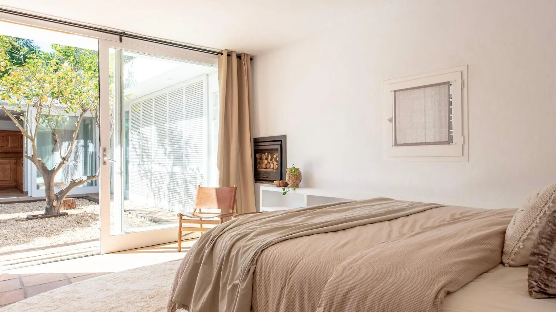 Villa Sa Tanca Ibiza Located Puig D'En Vall, 6B , Pool , Tennis Montecristo 0*,