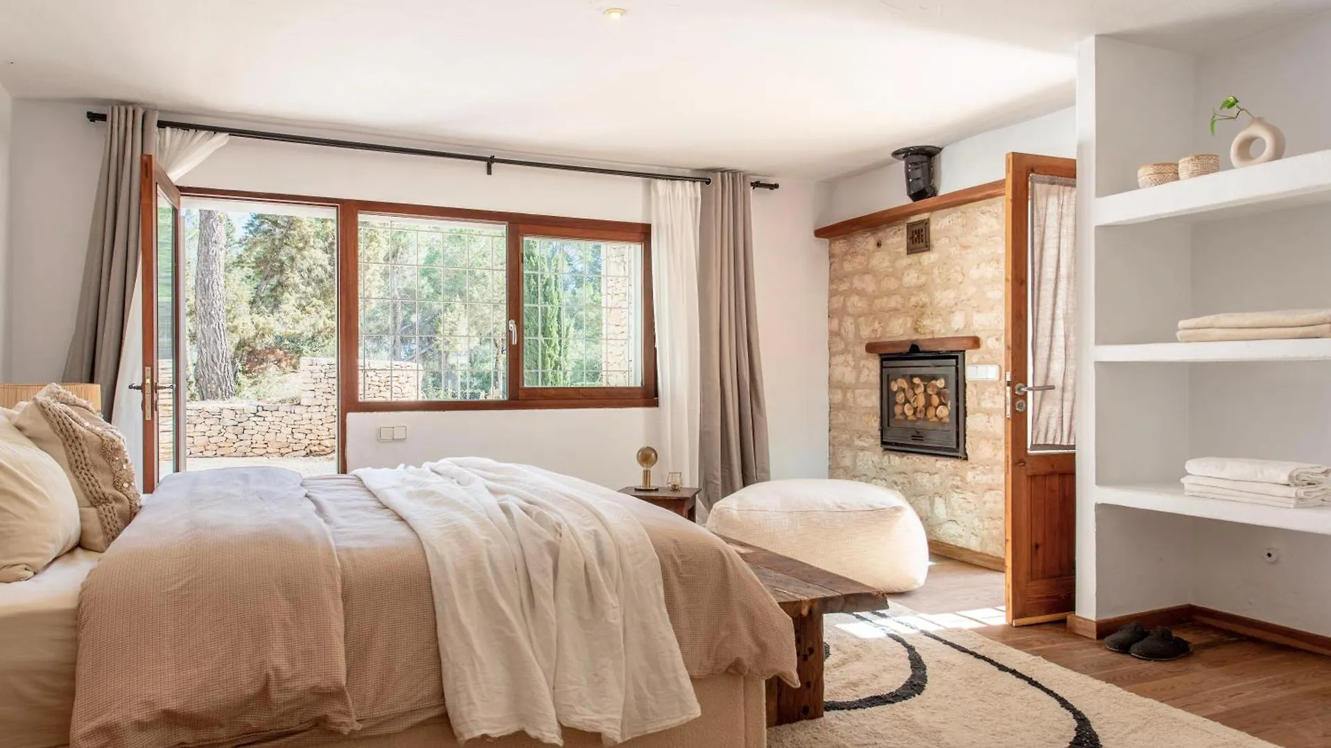 Villa Sa Tanca Ibiza Located Puig D'En Vall, 6B , Pool , Tennis Montecristo