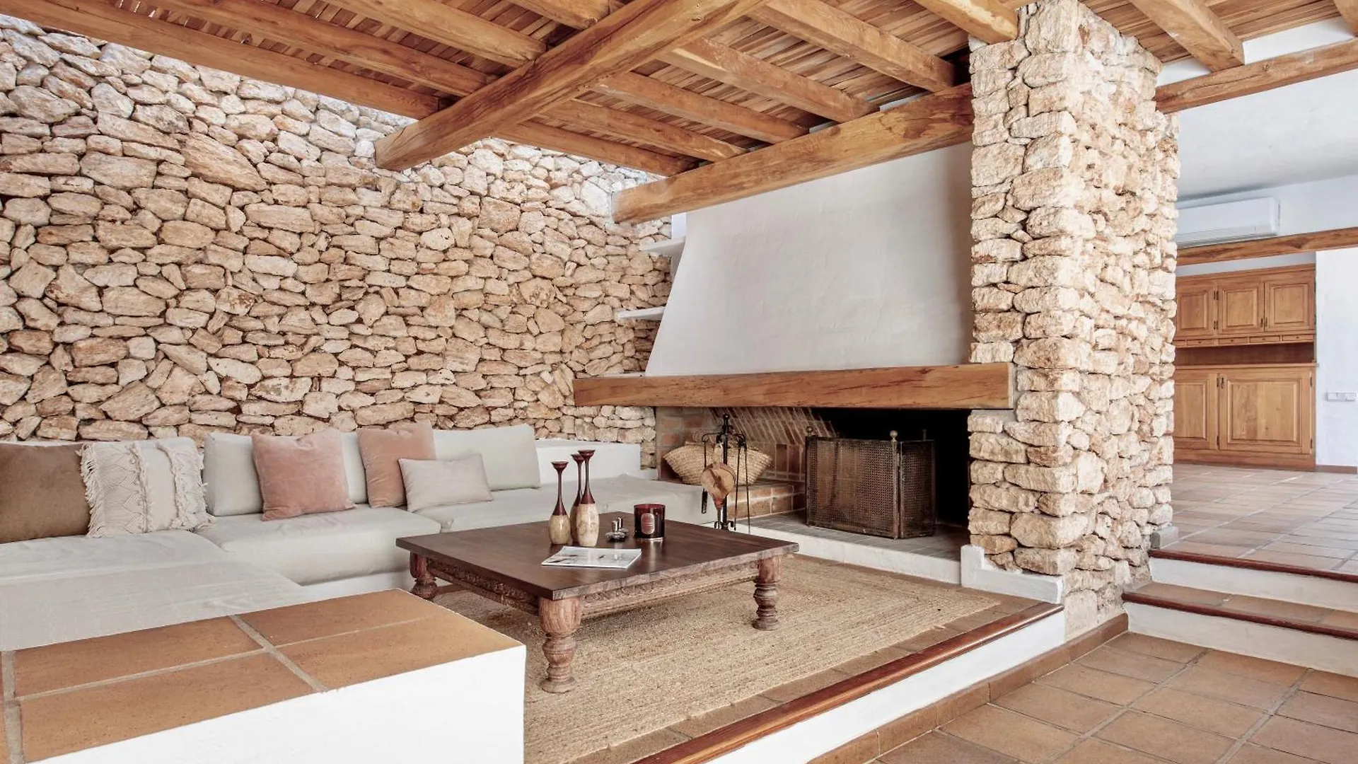 Villa Sa Tanca Ibiza Located Puig D'En Vall, 6B , Pool , Tennis Montecristo