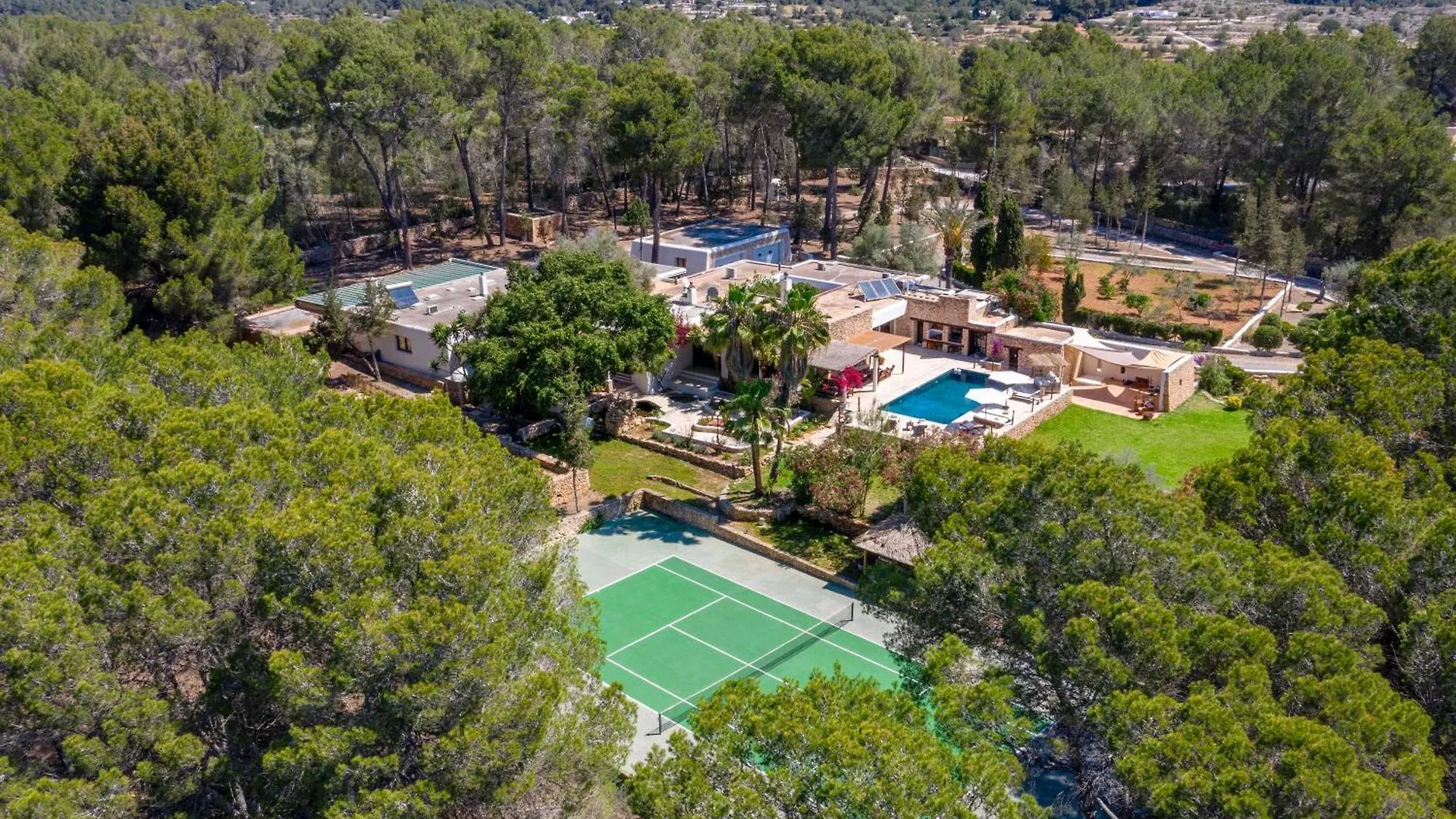 Villa Sa Tanca Ibiza Located Puig D'En Vall, 6B , Pool , Tennis Montecristo